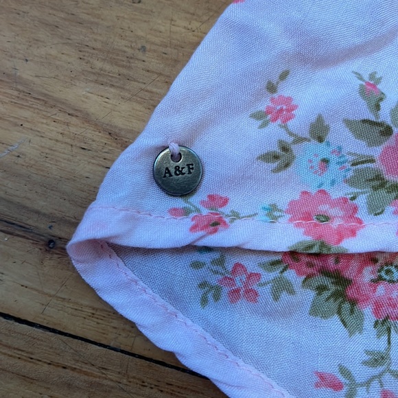 Baby pink Tank, by Abercrombie and Fitch - Picture 3 of 11